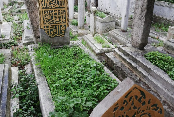 Ali Kuşcu'nun Eyüp Sultan'daki mezarı